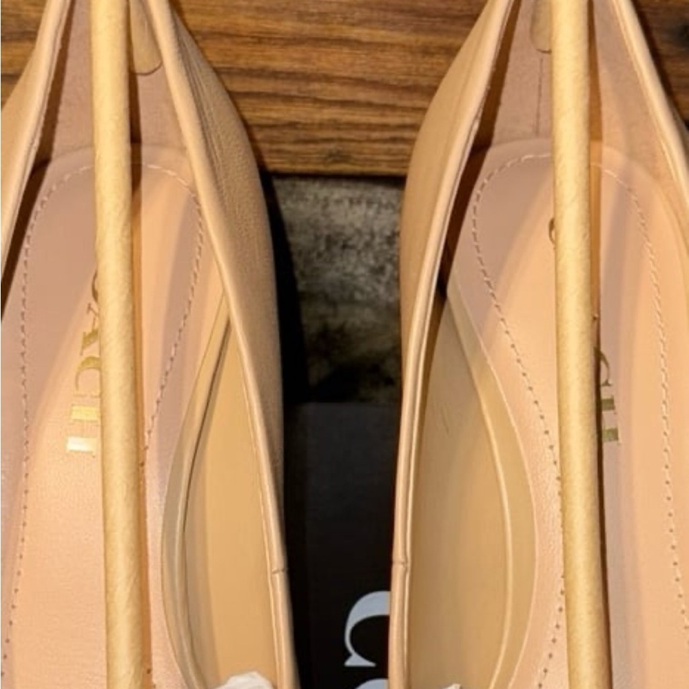 NIB COACH Waverly Bead-Trim Leather Pump in Beechwood in size 7B - Picture 6 of 12